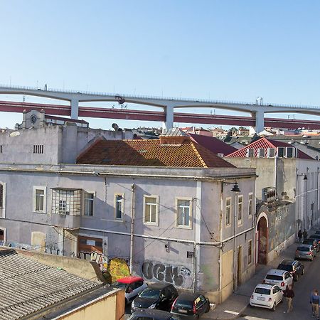 Alcantara River Side By Homing Lisbon Exterior photo